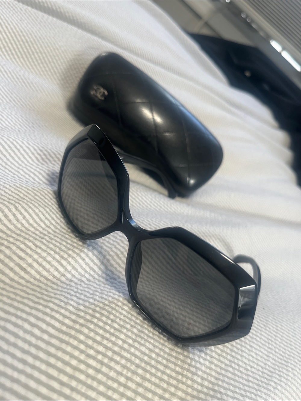 CHANEL Black Faceted Oversized Sunglasses